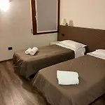 فندق Damodoro 3*